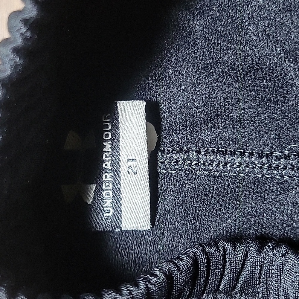 Toddler unisex size 3T Under Armour pants - Picture 3 of 3